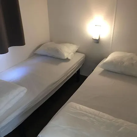 Chaletrent - Chalets Frejus Campingplatz 4*