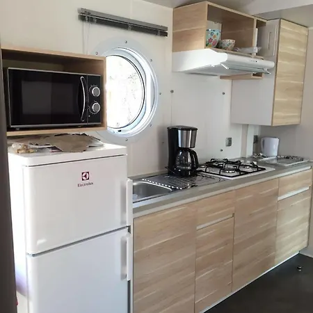 Chaletrent - Chalets Frejus 4* La Bouverie